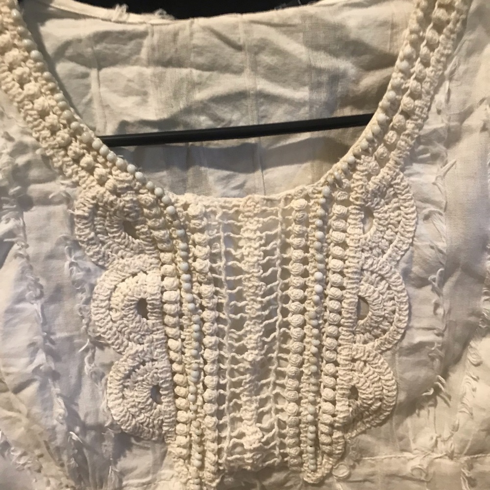 Blouse - Picture 2 of 3